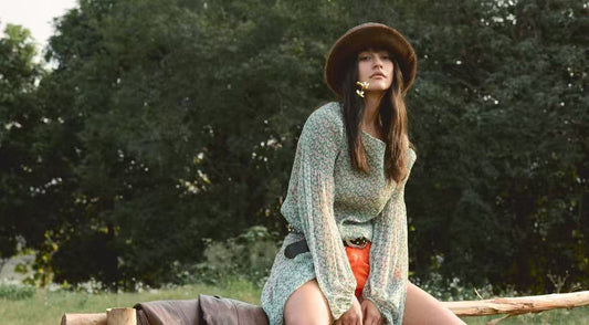 Dressing Like A Summer Memory: The Emotional Beauty of French Vintage Fashion